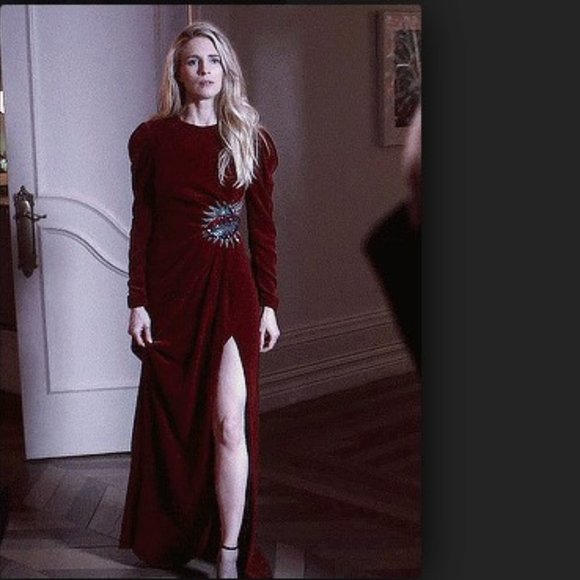 NWT. AUTH.GUCCI RUNWAY RED VELVET GOWN/MAXI EVENING DRESS IT40 - Picture 5 of 16